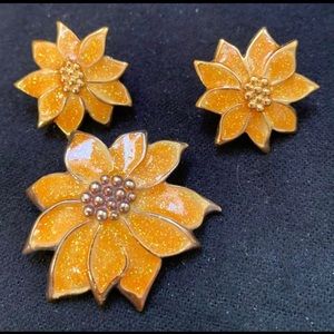 Vintage Avon Glitter Enamel Poinsettia Brooch & Clip Earrings Set Signed Holiday